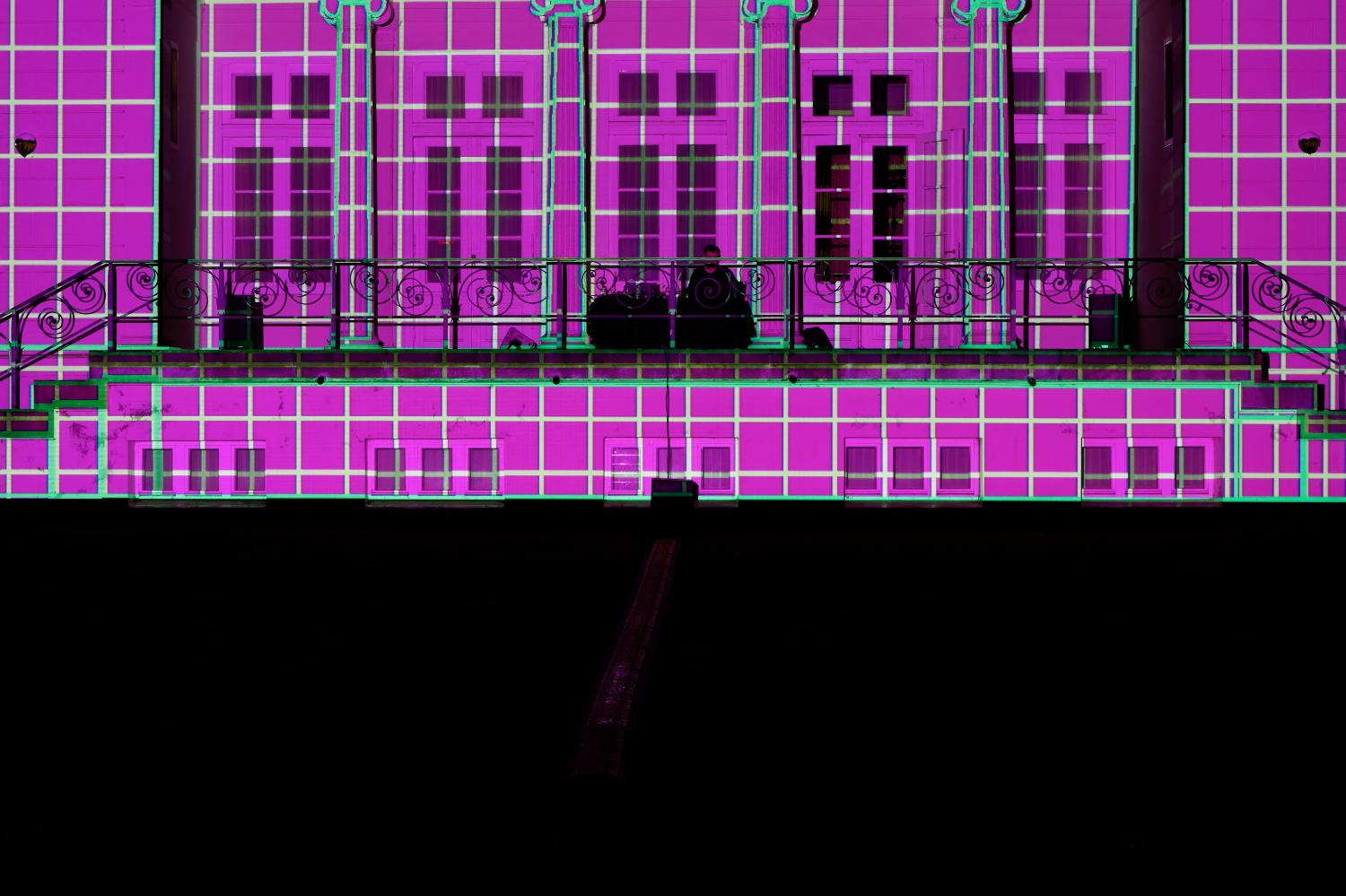 erleuchtet