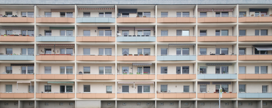Wohnblockfassade, Wolmirstedt
